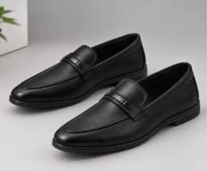 SoleMarkaz Classic Black Loafers